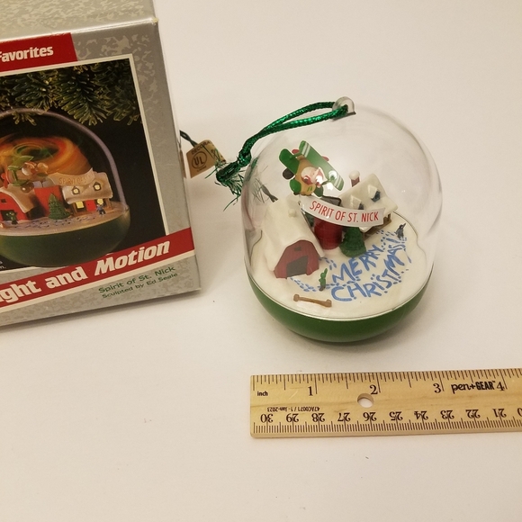 1989 Hallmark Magic Ornament Light Motion Spirit of St Nick Plane Swoops Soars - Picture 16 of 16